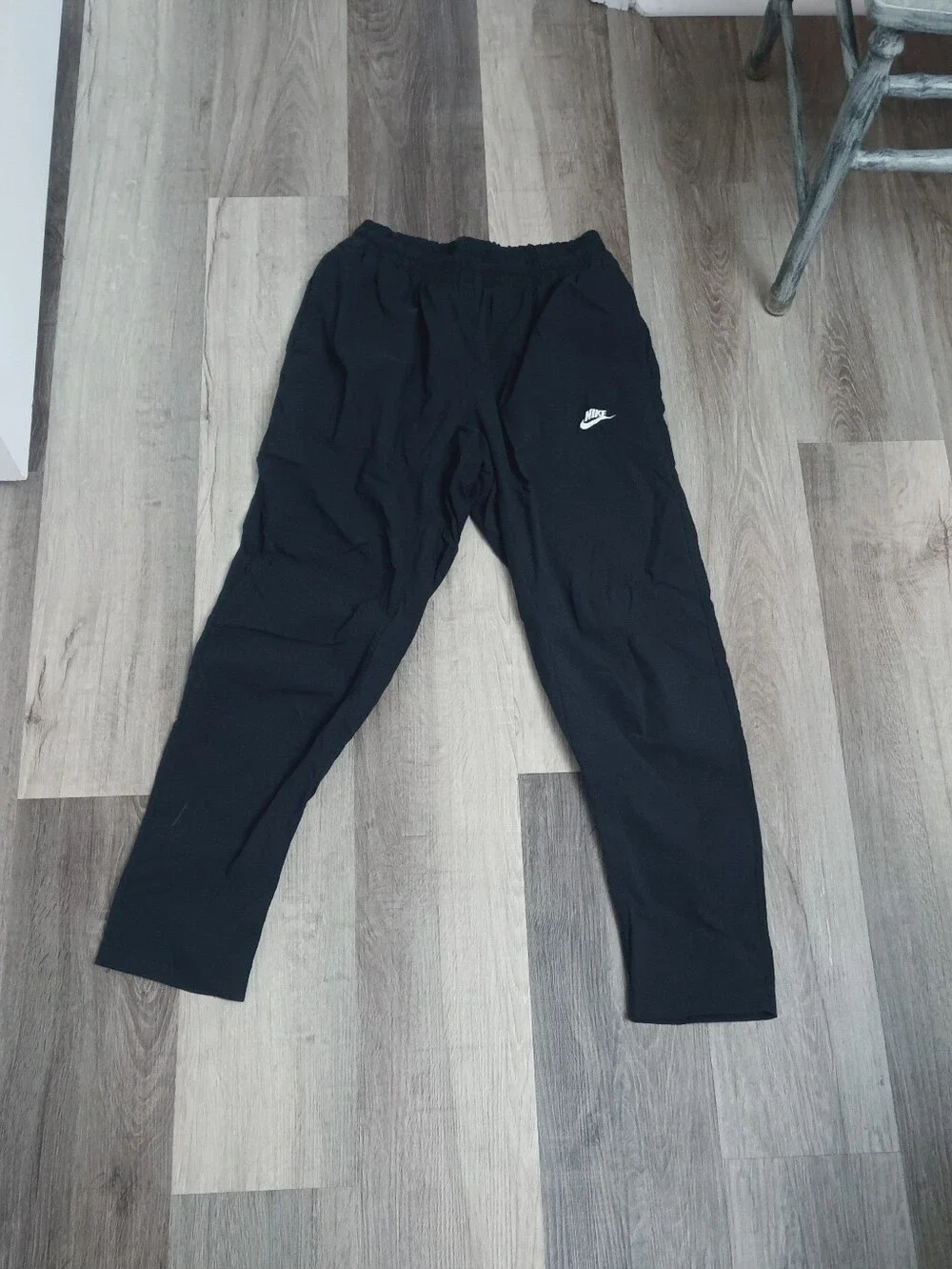 Nike Black Men's Size Medium Jogger Pants with White Swoosh
